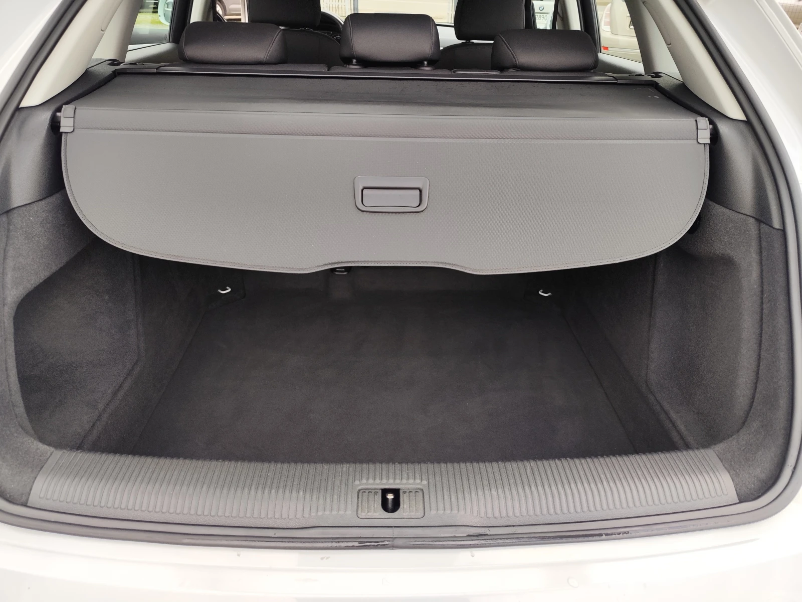 Audi Q3 2.0TDi* QUATTRO* LED* Bi-XENON* , снимка 13 - Автомобили и джипове - 54377560