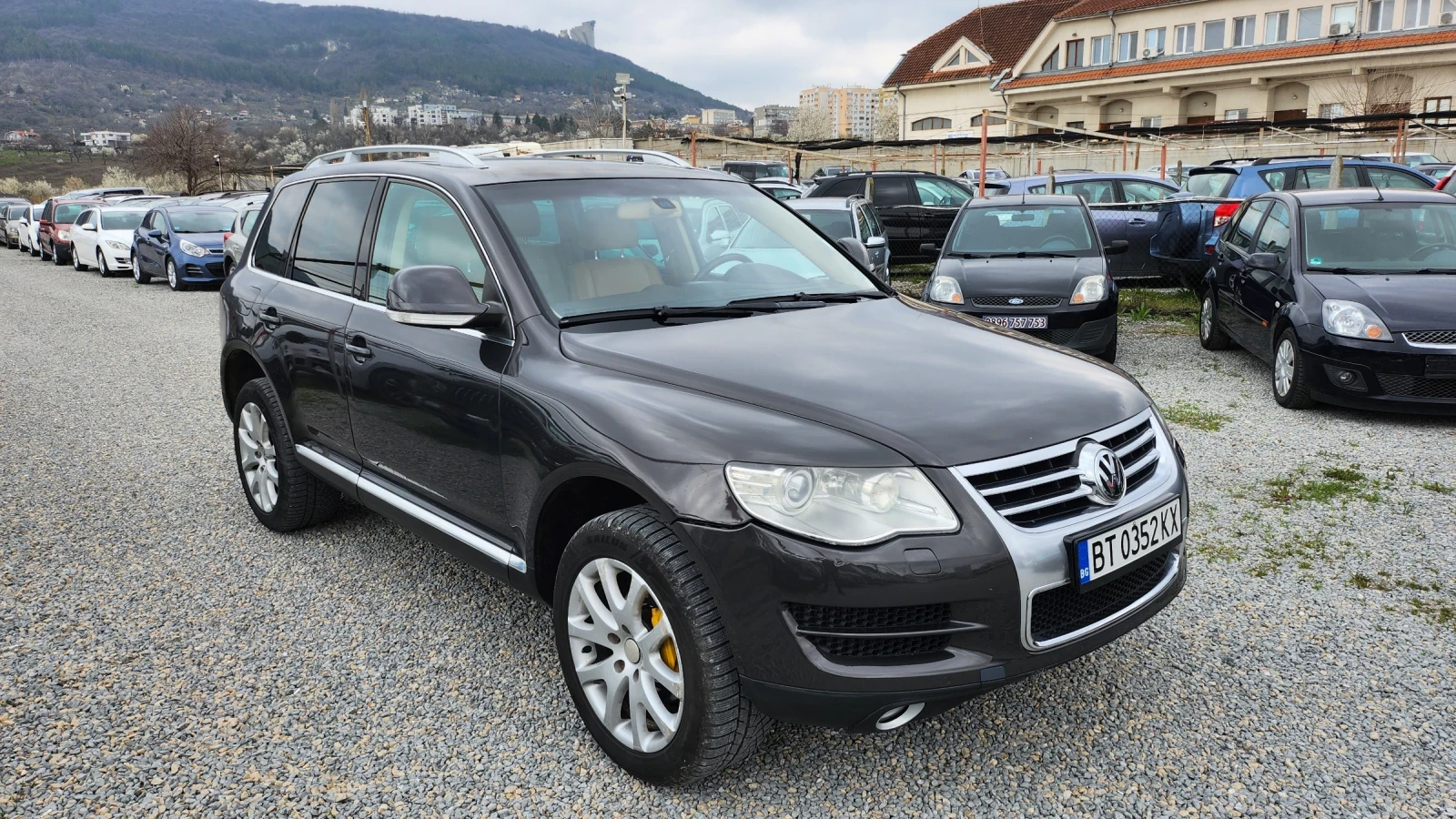 VW Touareg 3.0 TDI 239 К.С ПРУЖИНИ, снимка 3 - Автомобили и джипове - 54422779