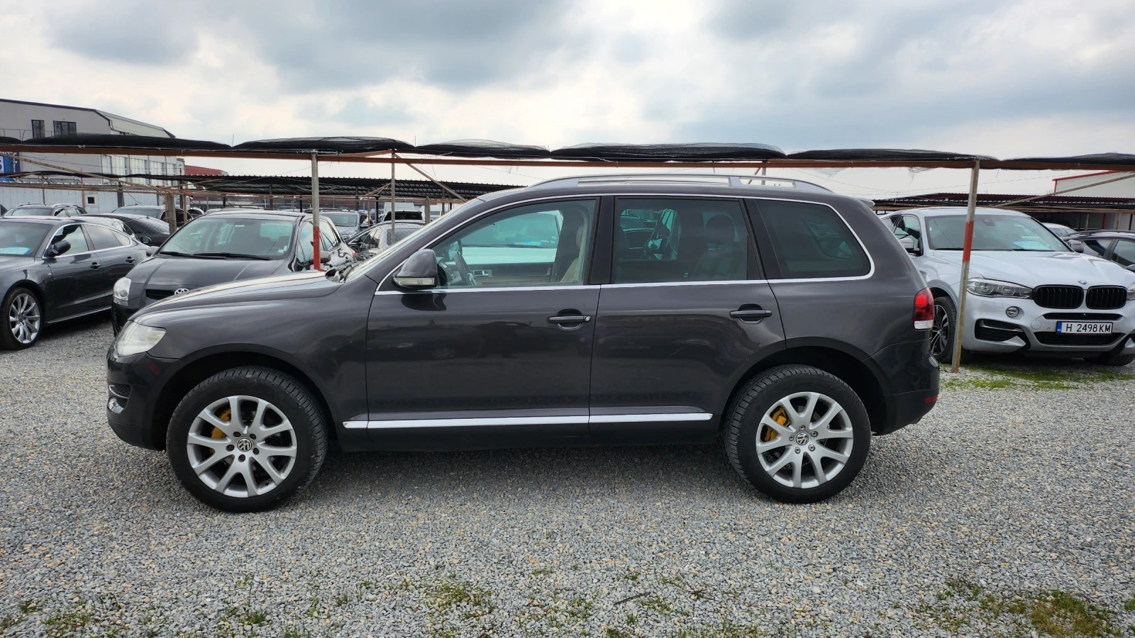 VW Touareg 3.0 TDI 239 К.С ПРУЖИНИ, снимка 7 - Автомобили и джипове - 54422779