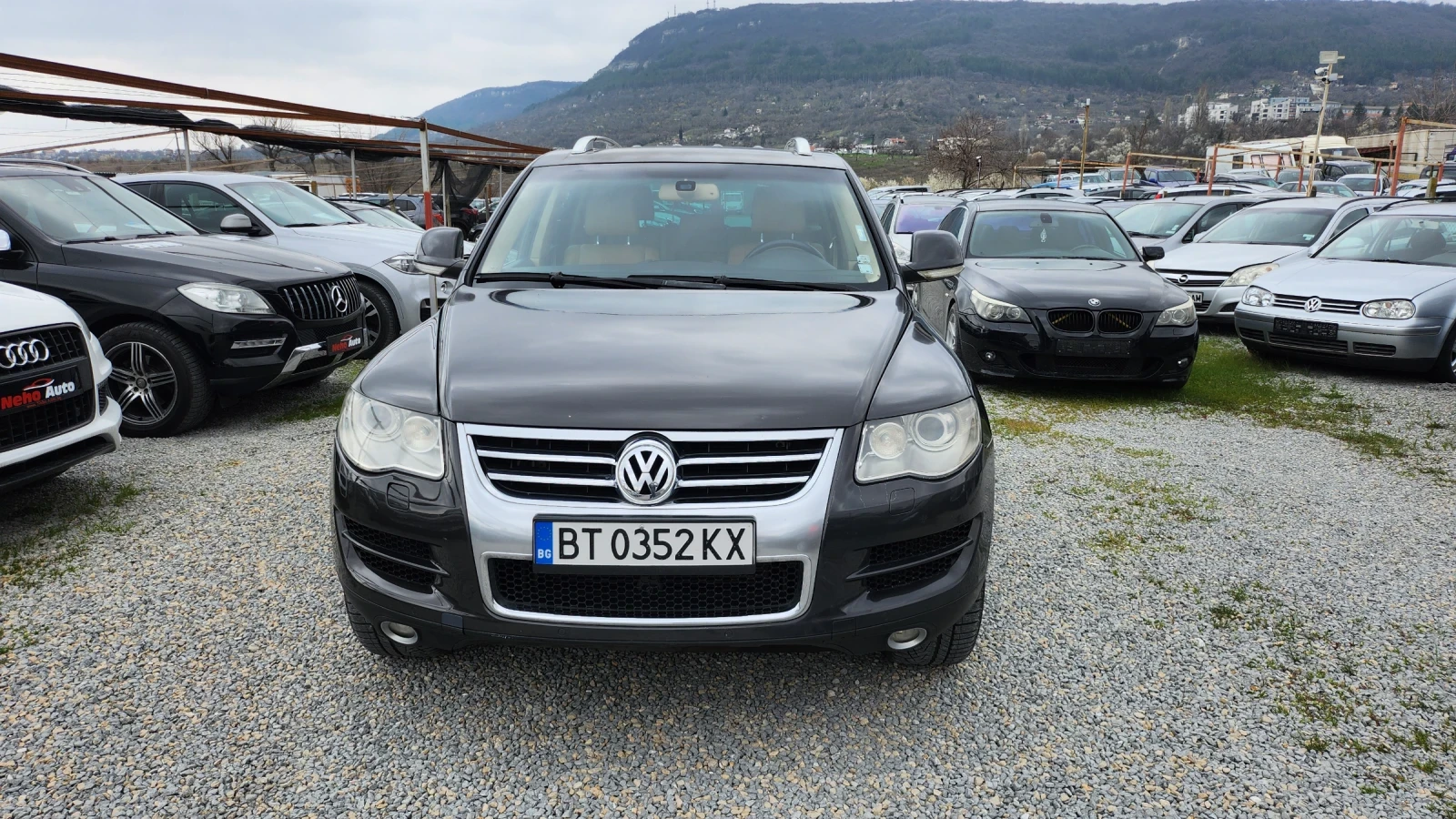 VW Touareg 3.0 TDI 239 К.С ПРУЖИНИ, снимка 2 - Автомобили и джипове - 54422779