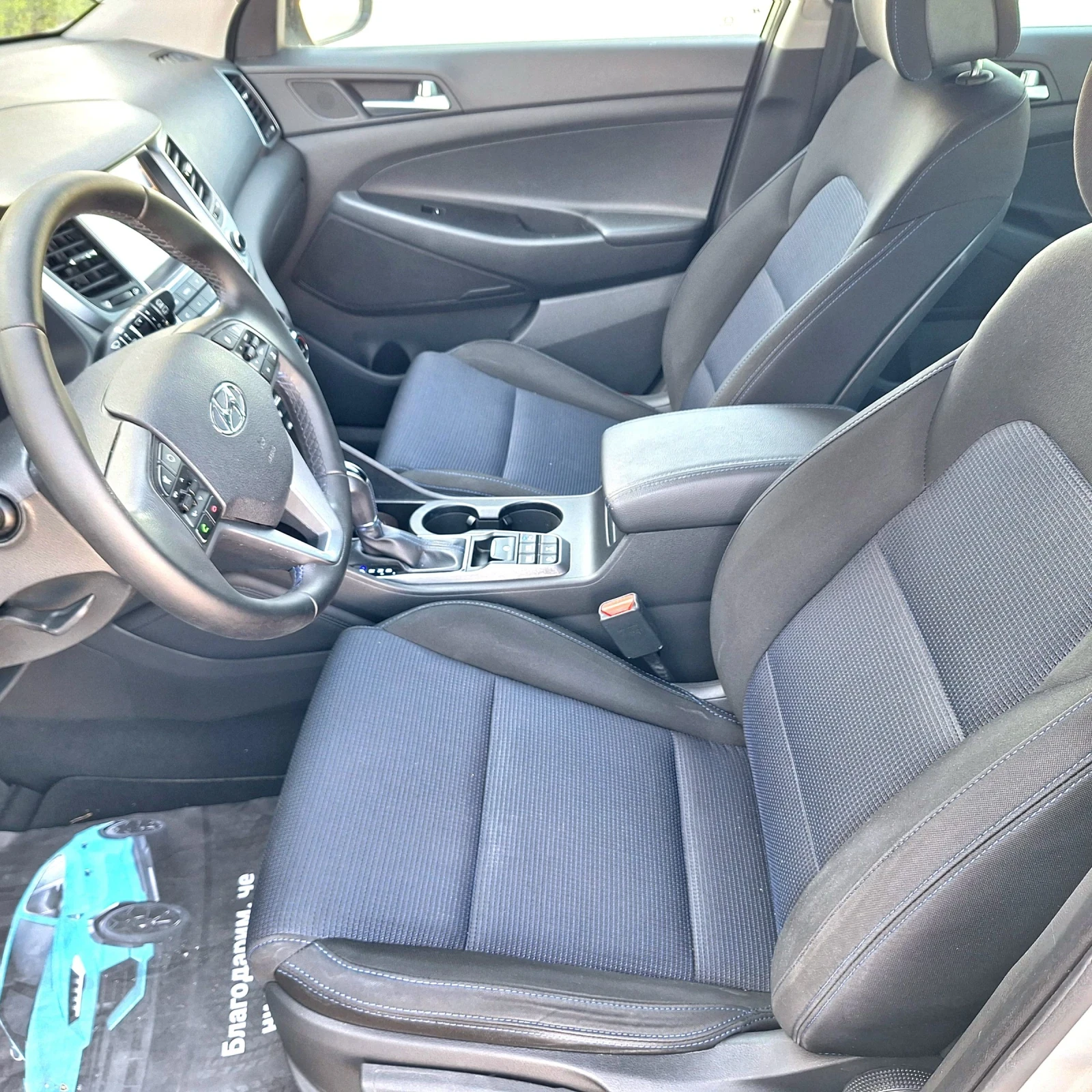 Hyundai Tucson 2.0 Автомат 4х4, снимка 13 - Автомобили и джипове - 54993594
