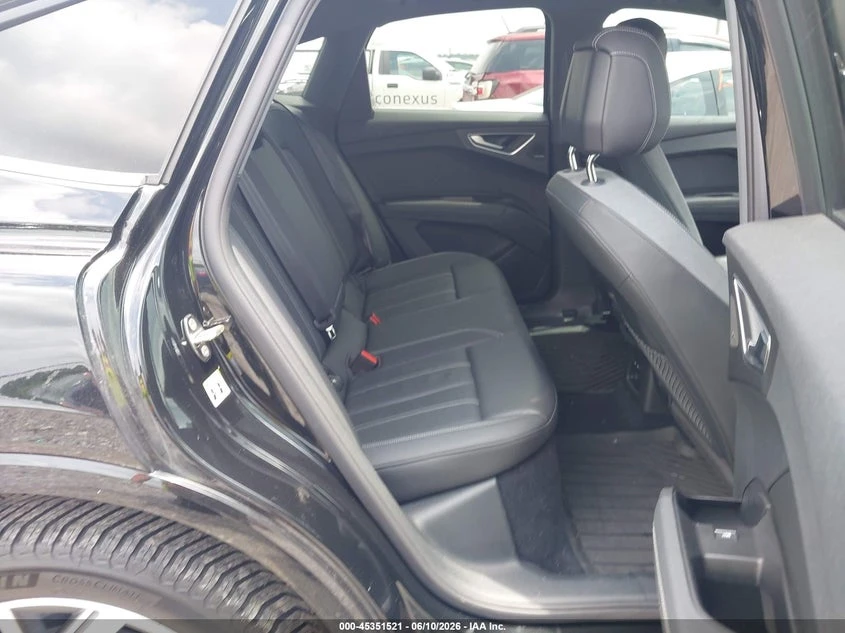 Audi Q4 Sportback E-Tron Prestige 50 Quattro, снимка 8 - Автомобили и джипове - 55139908