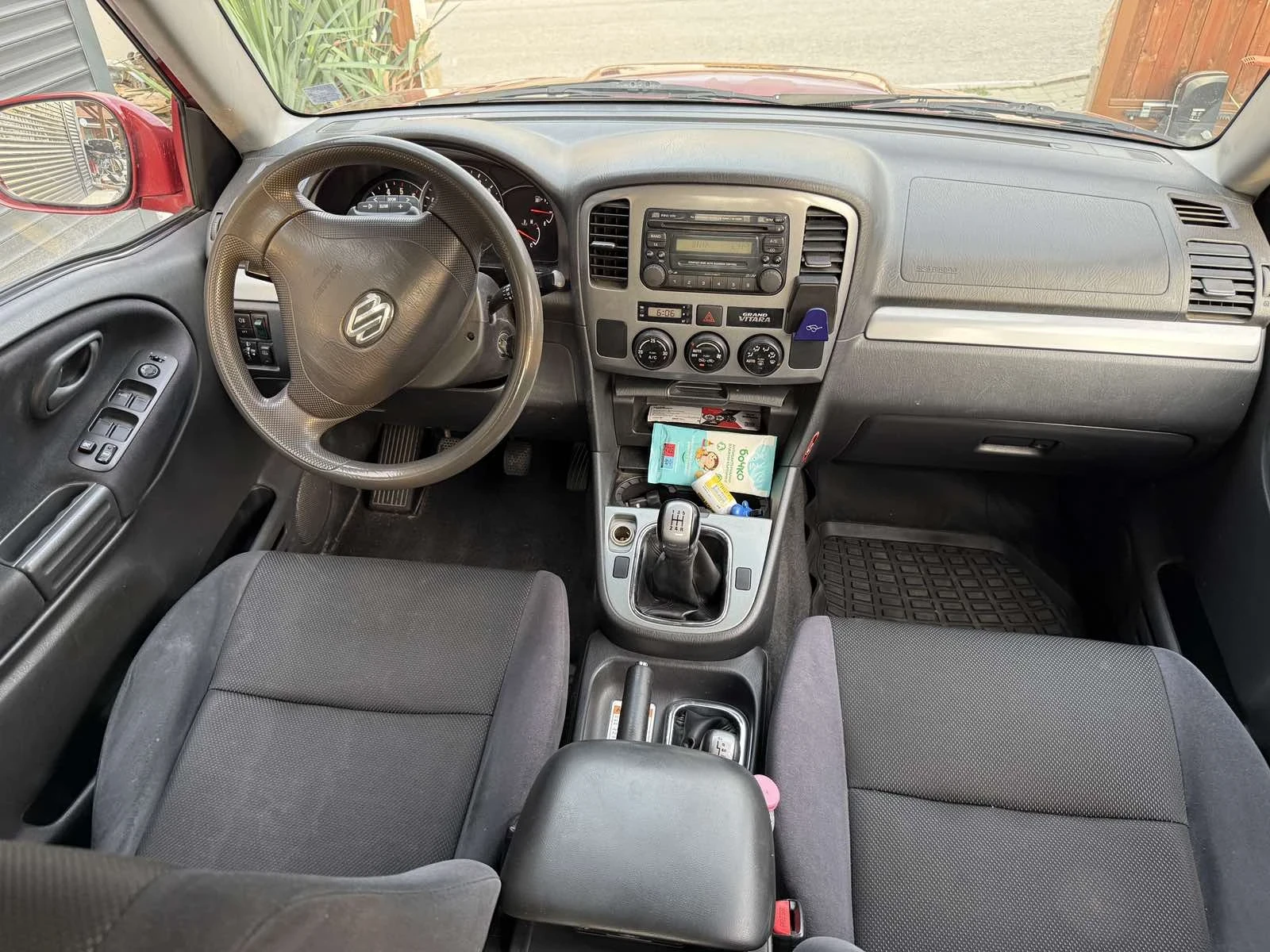 Suzuki Grand vitara, снимка 9 - Автомобили и джипове - 55795157