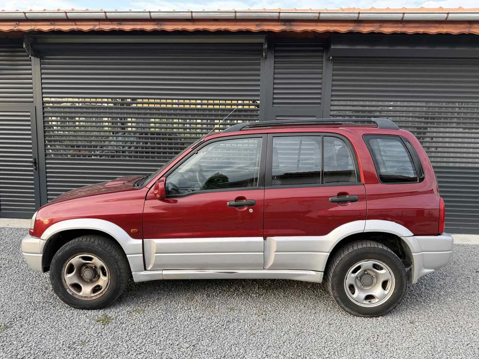Suzuki Grand vitara, снимка 4 - Автомобили и джипове - 55795157