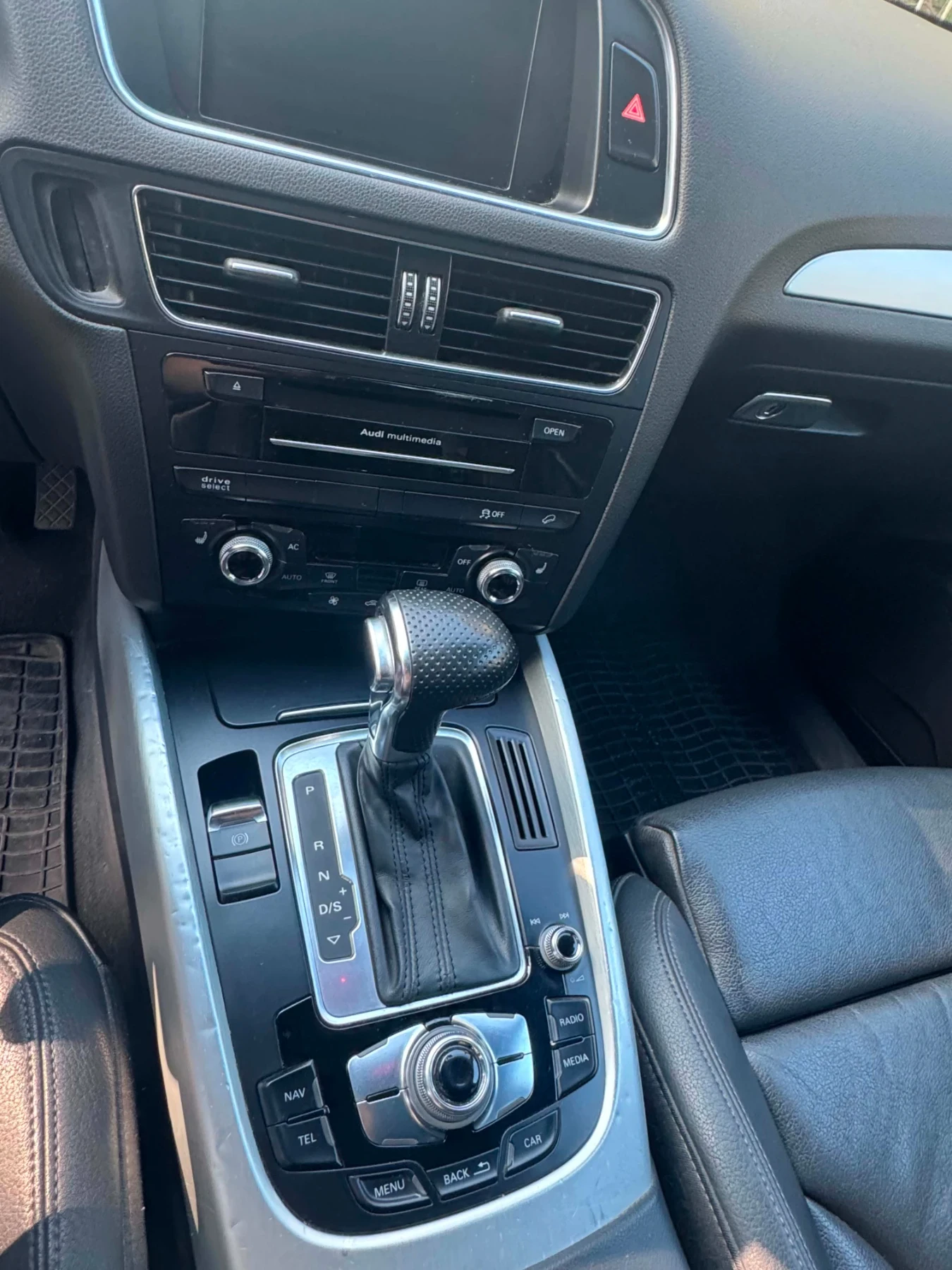 Audi Q5 2 ТFSI, снимка 9 - Автомобили и джипове - 55842524