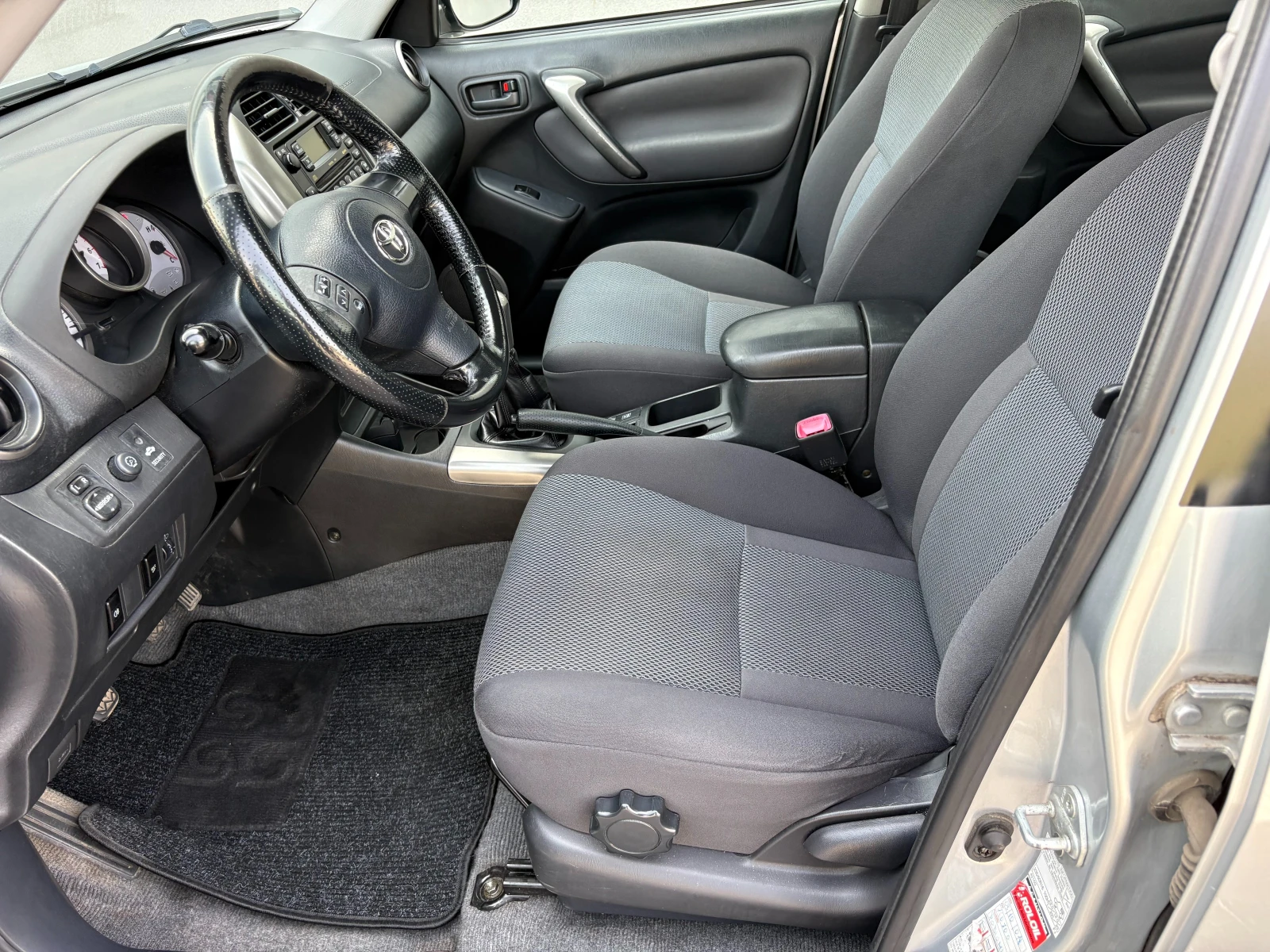 Toyota Rav4 2.0 D4-D Facelift | Mobile.bg � ����������� 9