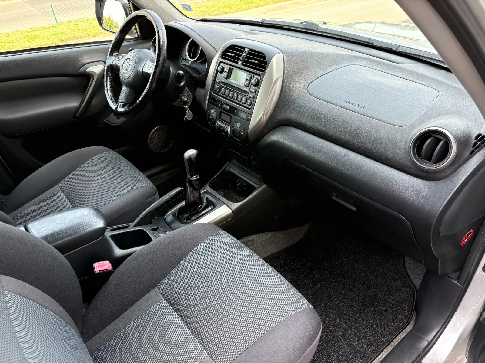 Toyota Rav4 2.0 D4-D Facelift | Mobile.bg � ����������� 10