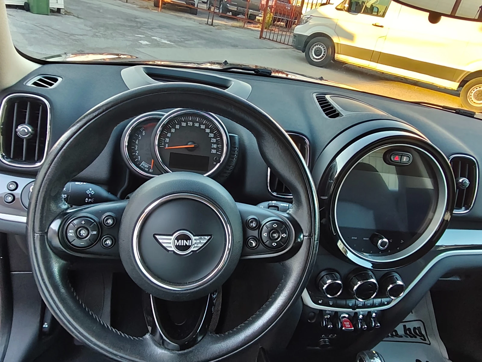 Mini Countryman ШВЕЙЦАРИЯ !!! , снимка 8 - Автомобили и джипове - 56074233