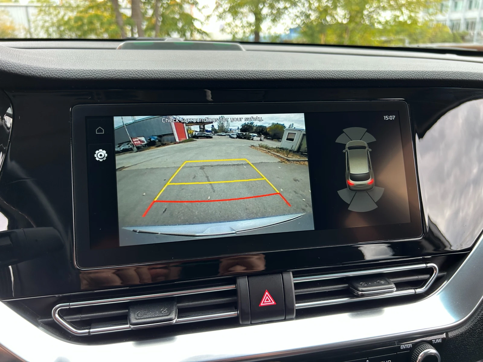 Kia Niro 64 kW, снимка 14 - Автомобили и джипове - 56431378