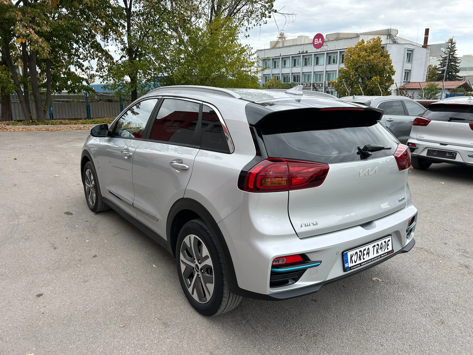 Kia Niro 64 kW, снимка 6 - Автомобили и джипове - 56431378