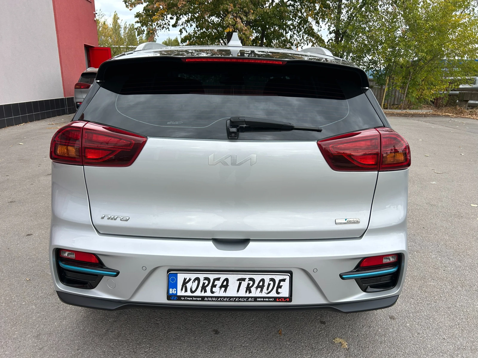 Kia Niro 64 kW, снимка 5 - Автомобили и джипове - 56431378