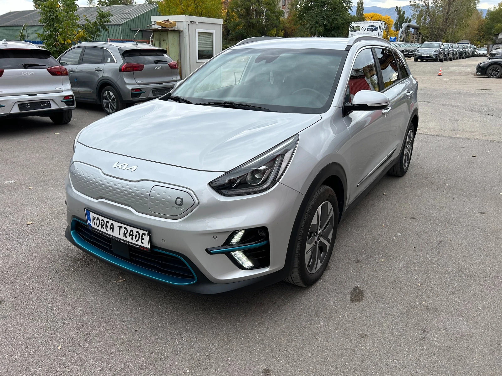 Kia Niro 64 kW, снимка 8 - Автомобили и джипове - 56431378