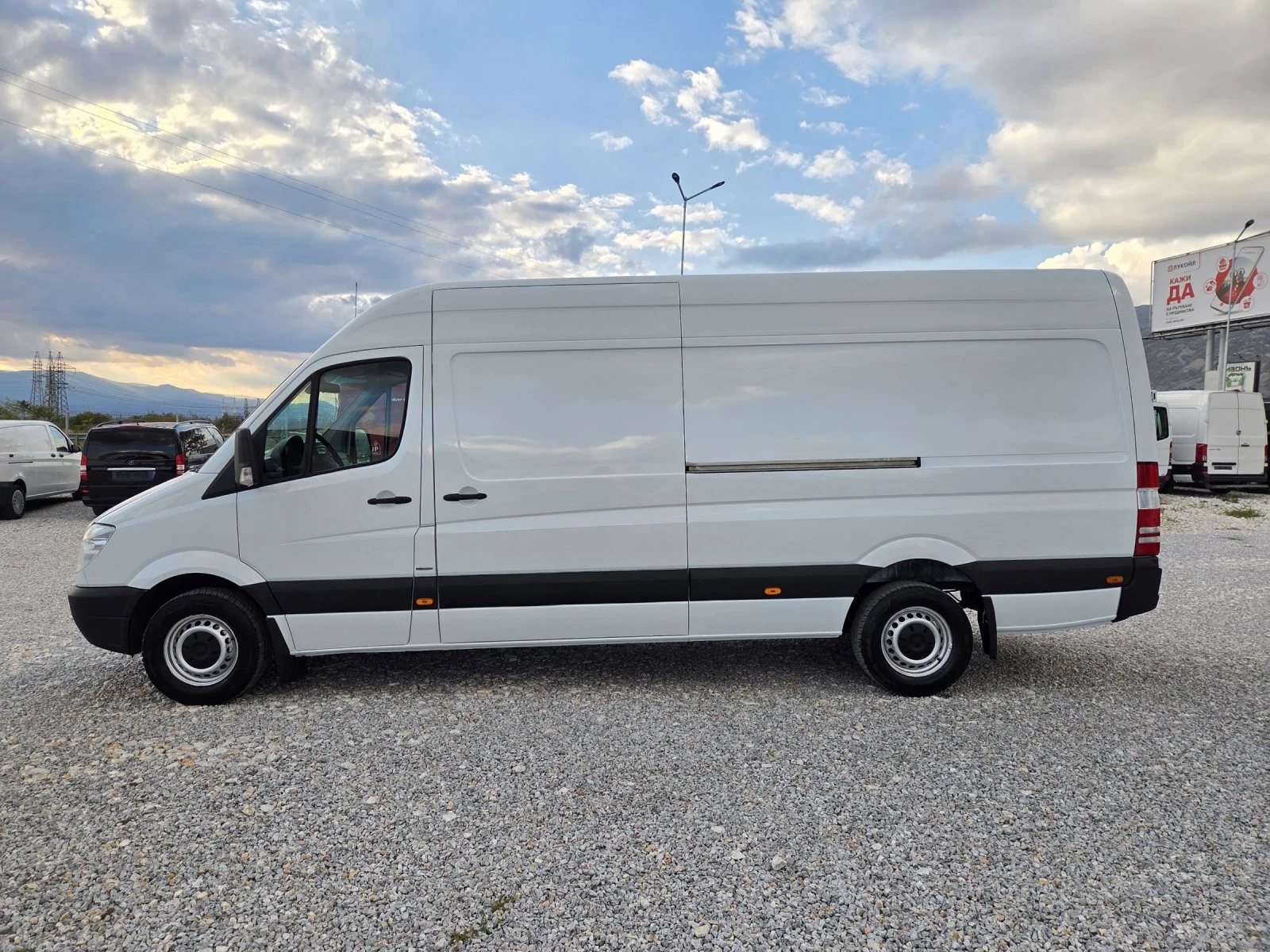 Mercedes-Benz Sprinter 319 CDI, Макси, Автомат, Две странични, Климатик - изображение 2