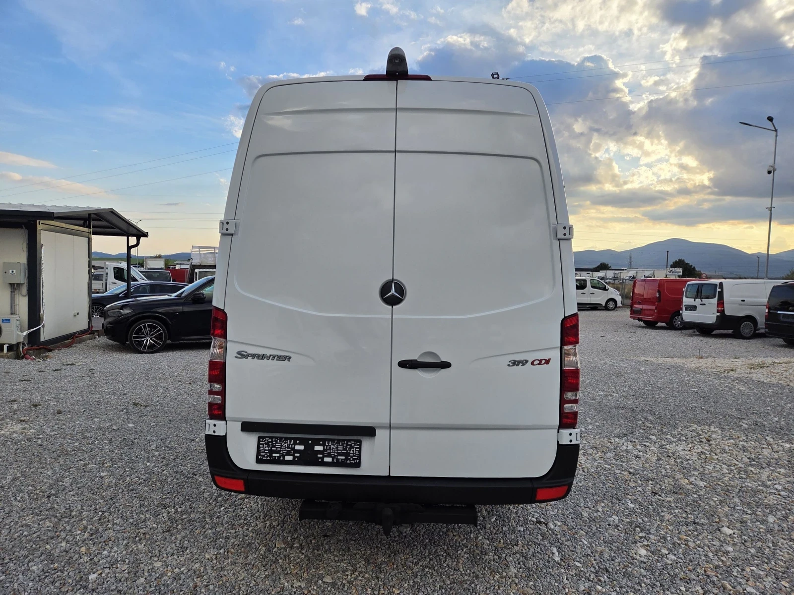 Mercedes-Benz Sprinter 319 CDI, Макси, Автомат, Две странични, Климатик - изображение 4