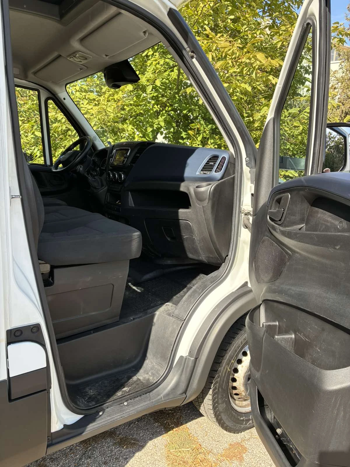 Iveco 35s14, снимка 10 - Бусове и автобуси - 56418629