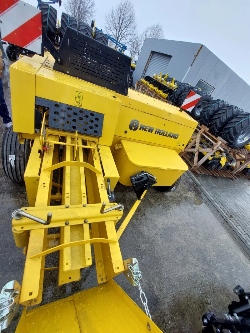 Балировачка New Holland 570 Hayliner 265, снимка 3 - Селскостопанска техника - 53079319
