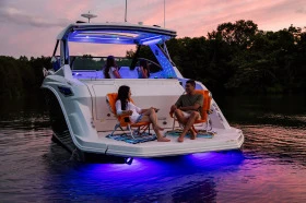 Моторна яхта Sea Ray 320 Sundacer, снимка 7
