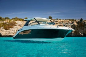 Моторна яхта Sea Ray 320 Sundacer, снимка 2 - Воден транспорт - 38510708