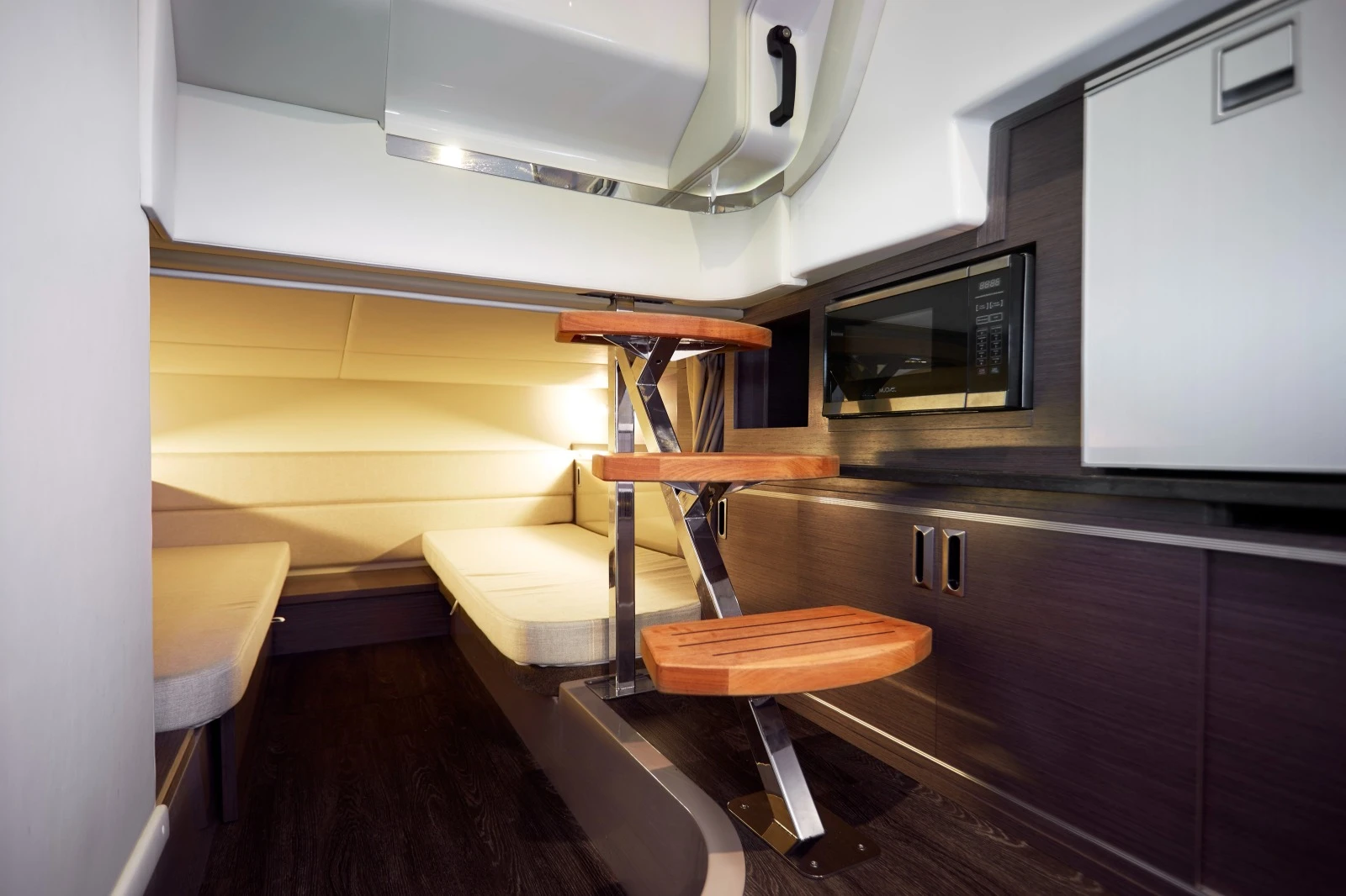   Sea Ray 320 Sundacer | Mobile.bg   17