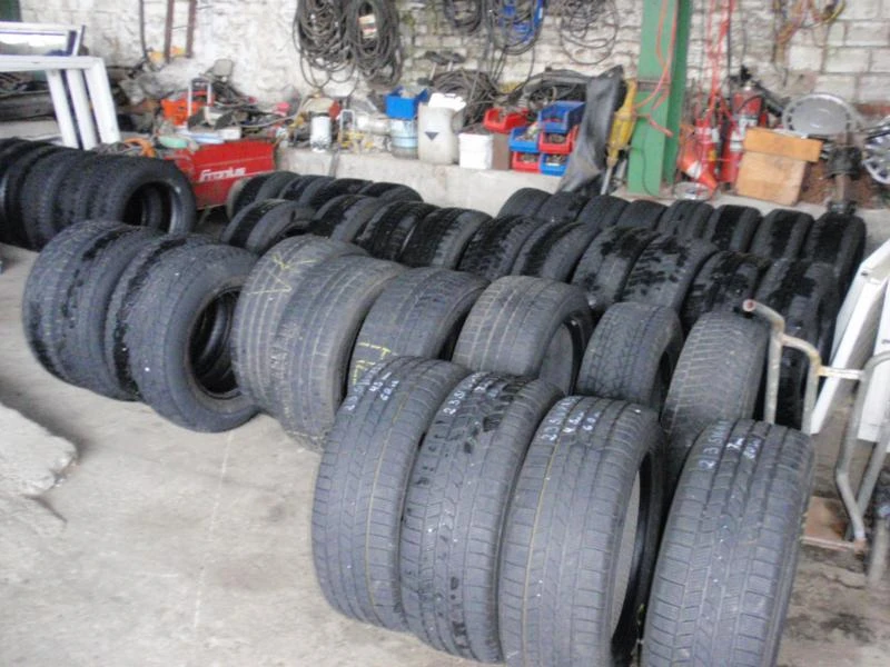 Гуми Всесезонни 235/60R18, снимка 14 - Гуми и джанти - 8891266