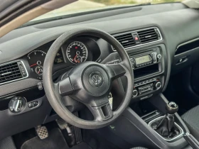 VW Jetta 1.6TDI::105к.с.::ОБСЛУЖЕНА, снимка 8