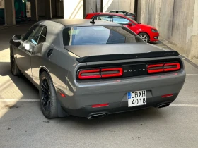 Dodge Challenger 6.4 T/A SRT V8 , снимка 3