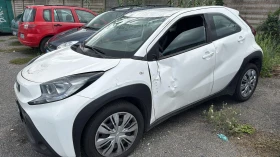 Toyota Aygo 1.0I AVTOMAT  AYGO X - 18500 лв. / 9458.90 € - 45076772 2