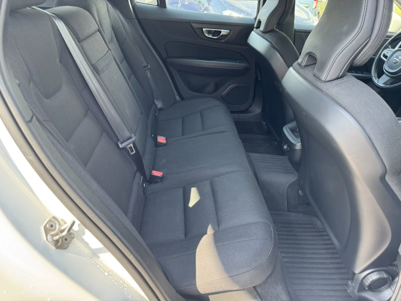 Volvo V60 Cross Country 2.0, снимка 10 - Автомобили и джипове - 51189881