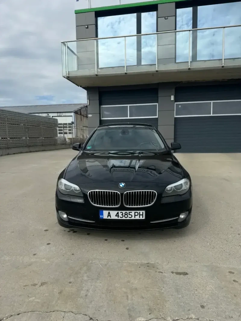 BMW 530 Dynamic Drive Had up Navi, снимка 1 - Автомобили и джипове - 47238075