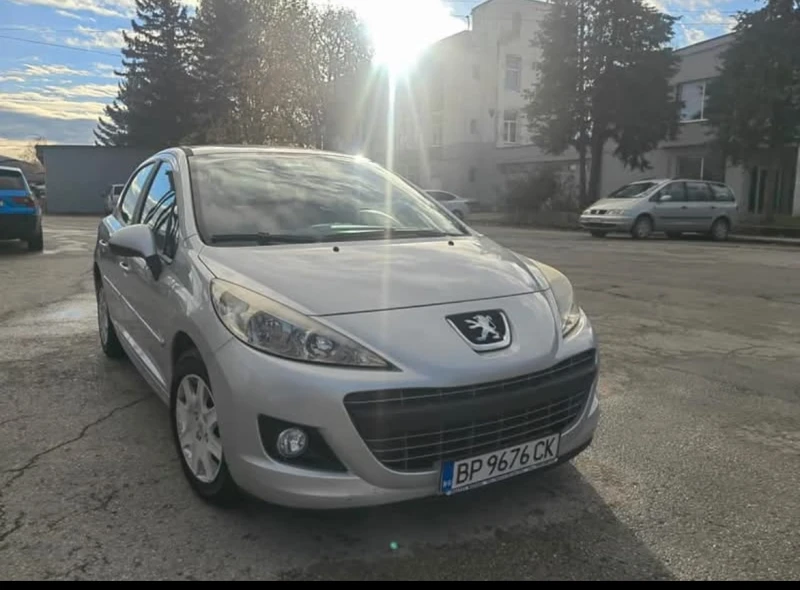 Peugeot 207, снимка 1 - Автомобили и джипове - 49342753