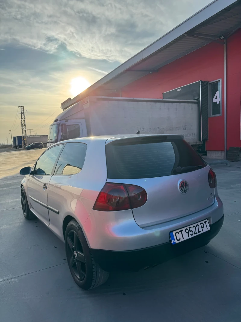 VW Golf, снимка 5 - Автомобили и джипове - 49443429