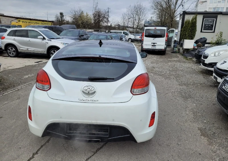 Hyundai Veloster  Навигация Кожа , снимка 4 - Автомобили и джипове - 49564958