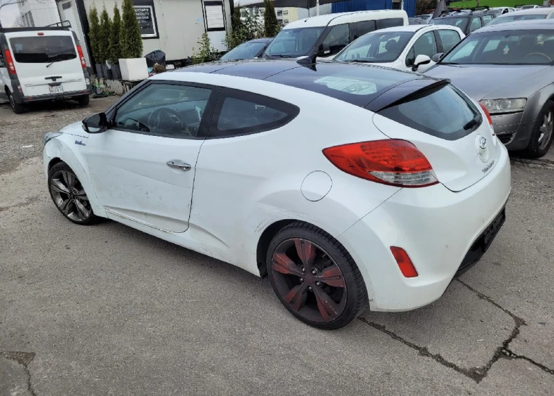 Hyundai Veloster  Навигация Кожа , снимка 3 - Автомобили и джипове - 49564958