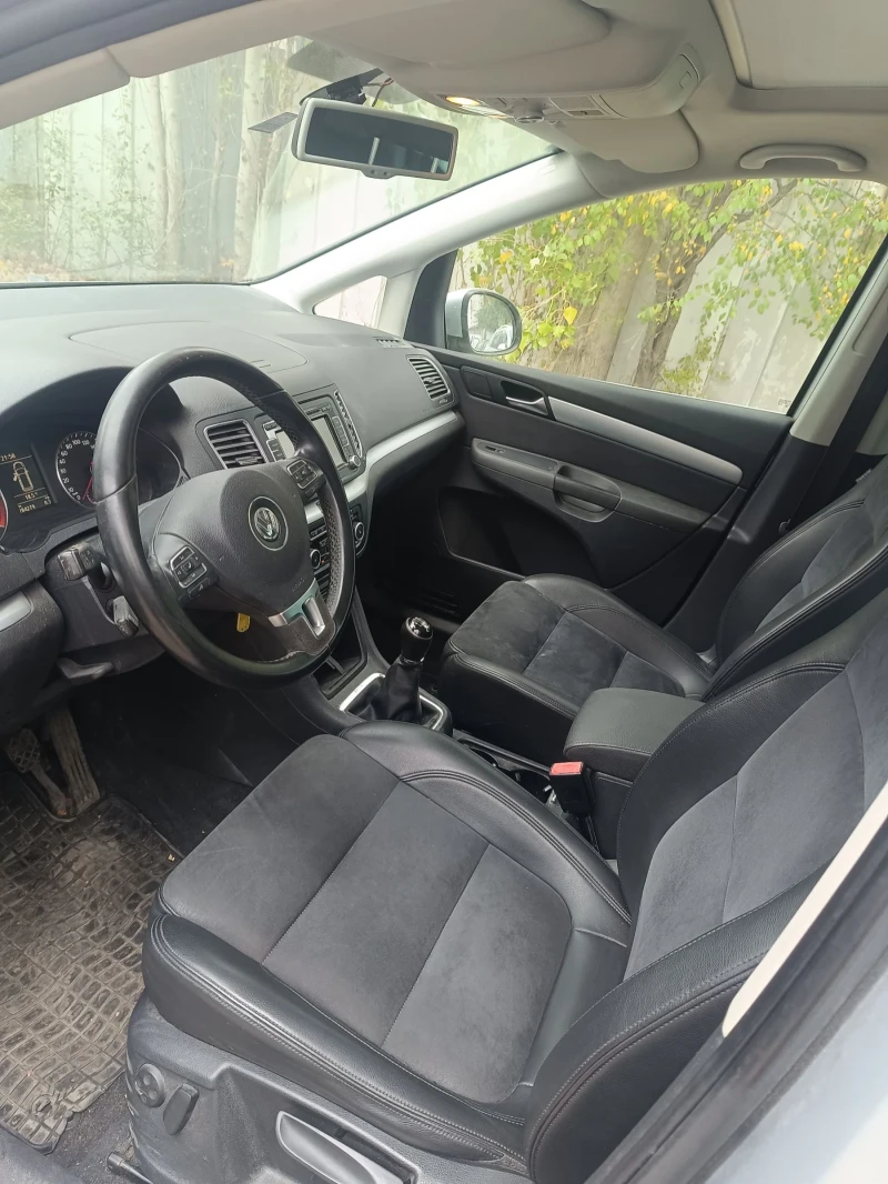 VW Sharan 2.0 TDI, 4х4, 7 места, снимка 9 - Автомобили и джипове - 52509653