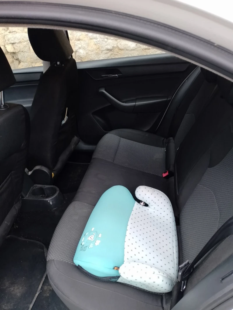 Seat Toledo 1.6TDI, снимка 4 - Автомобили и джипове - 53279727