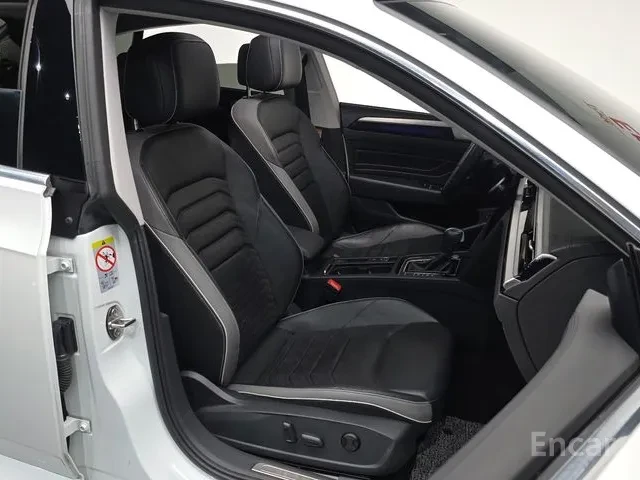 VW Arteon !PRESTIGE! * АвтоКредит* Цена до БГ* , снимка 8 - Автомобили и джипове - 53459189