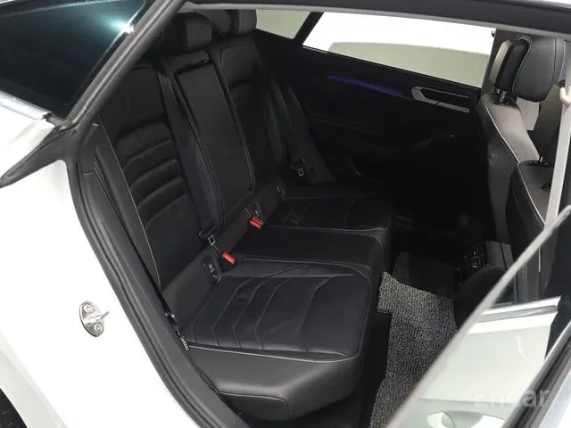 VW Arteon !PRESTIGE! * АвтоКредит* Цена до БГ* , снимка 10 - Автомобили и джипове - 53459189