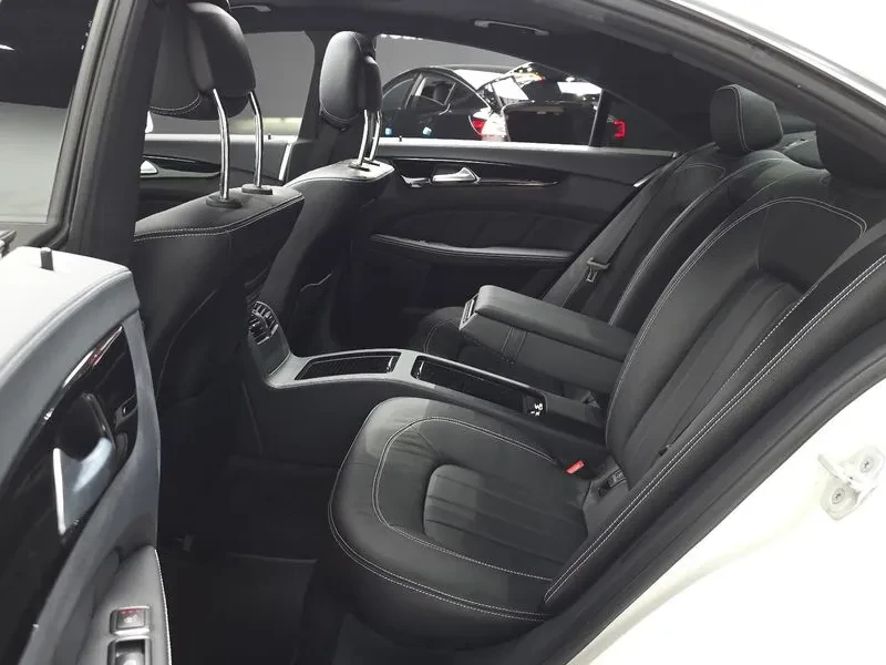 Mercedes-Benz CLS 250 D AMG LINE 4MATIC* ПОДГРЕВ* 360* ПАМЕТ* ШИБЕДАХ* , снимка 12 - Автомобили и джипове - 56705774