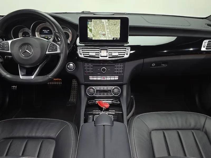 Mercedes-Benz CLS 250 D AMG LINE 4MATIC* ПОДГРЕВ* 360* ПАМЕТ* ШИБЕДАХ* , снимка 7 - Автомобили и джипове - 56705774