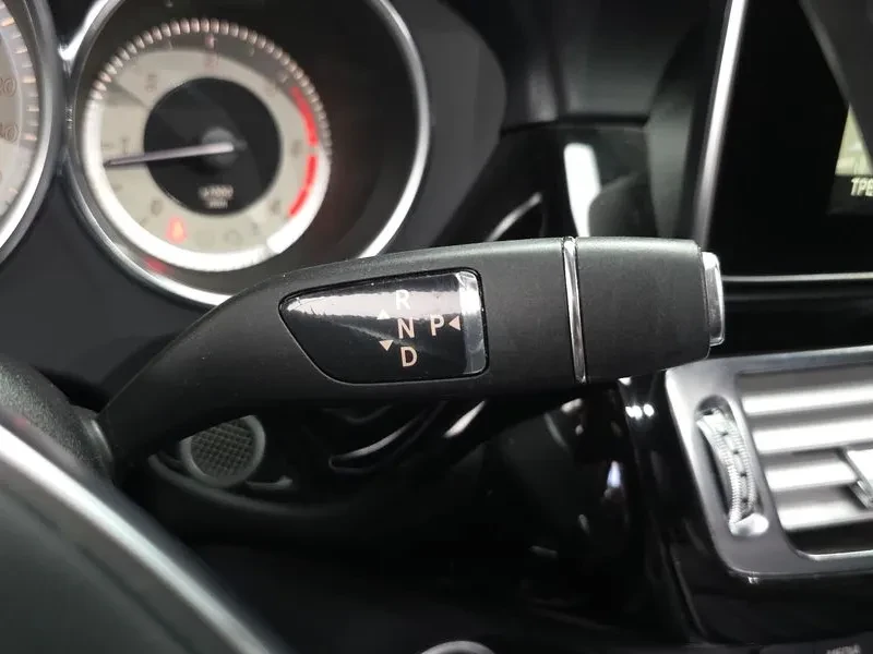 Mercedes-Benz CLS 250 D AMG LINE 4MATIC* ПОДГРЕВ* 360* ПАМЕТ* ШИБЕДАХ* , снимка 9 - Автомобили и джипове - 56705774
