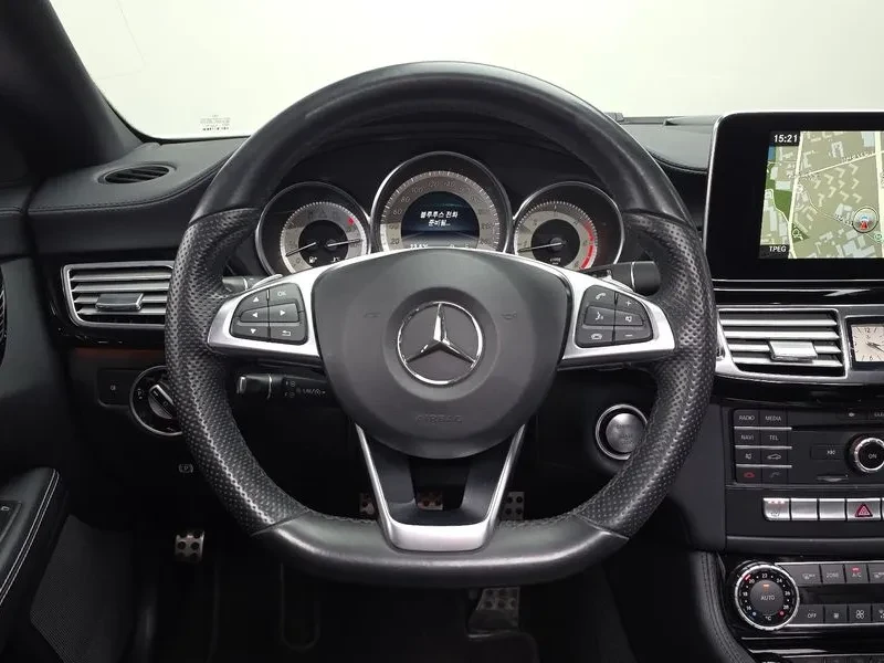 Mercedes-Benz CLS 250 D AMG LINE 4MATIC* ПОДГРЕВ* 360* ПАМЕТ* ШИБЕДАХ* , снимка 13 - Автомобили и джипове - 56705774