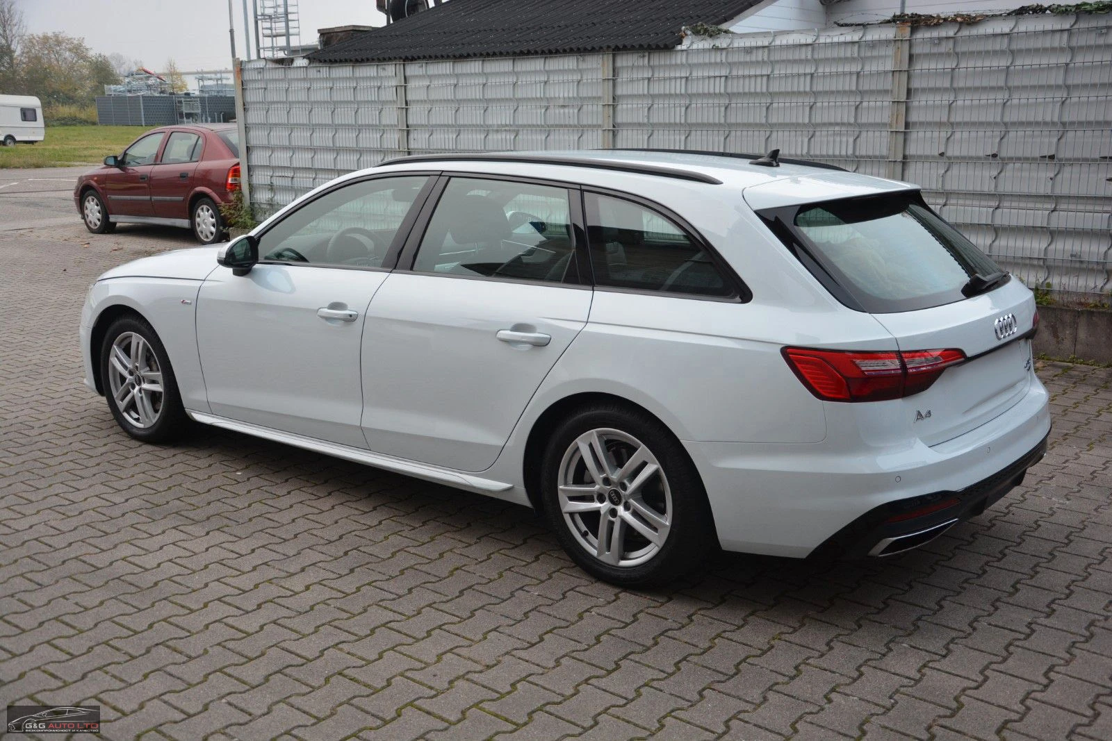 Audi A4 Avant/40TDI/QUATTRO/204HP/S-LINE/NAVI/LED/CAM/535b - изображение 4