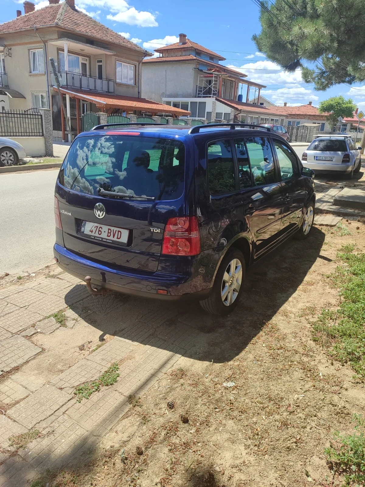 VW Touran  - изображение 5