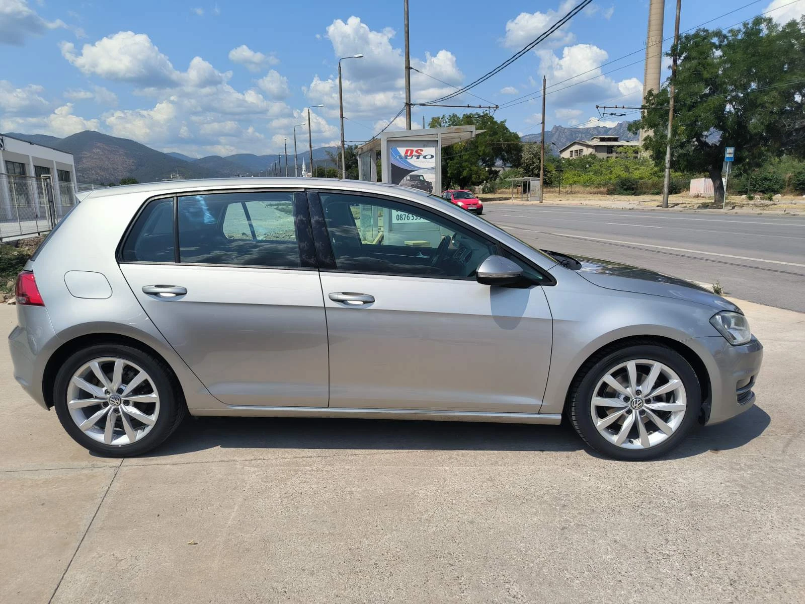 VW Golf 1.6d-Navi-Automat-Euro-5B - изображение 4
