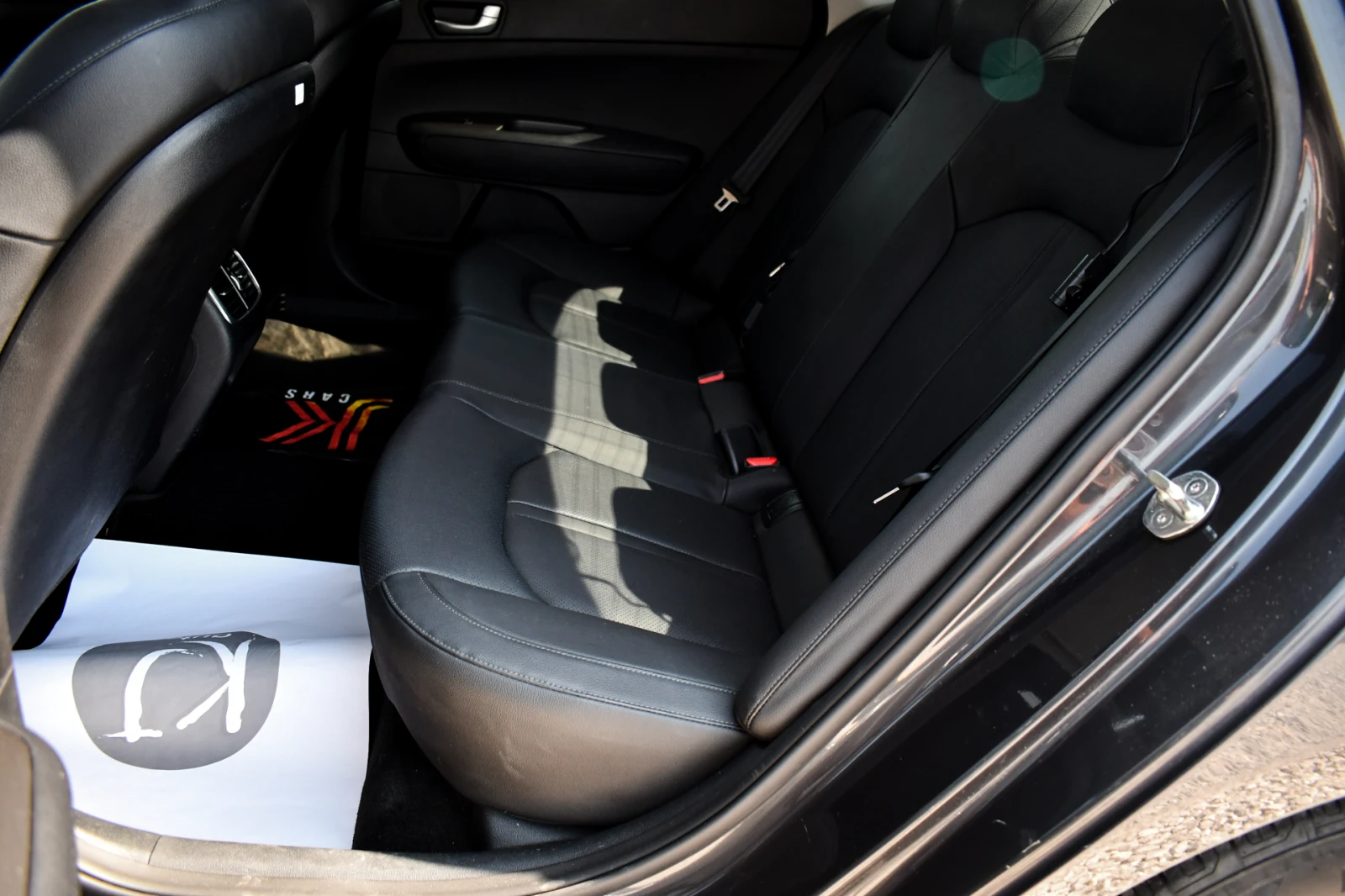 Kia K5 2.0 LPI | Mobile.bg   11