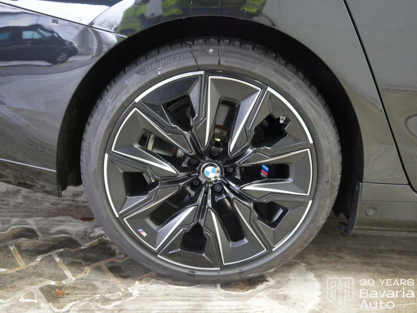 BMW i7 M70 xDrive | Mobile.bg   17