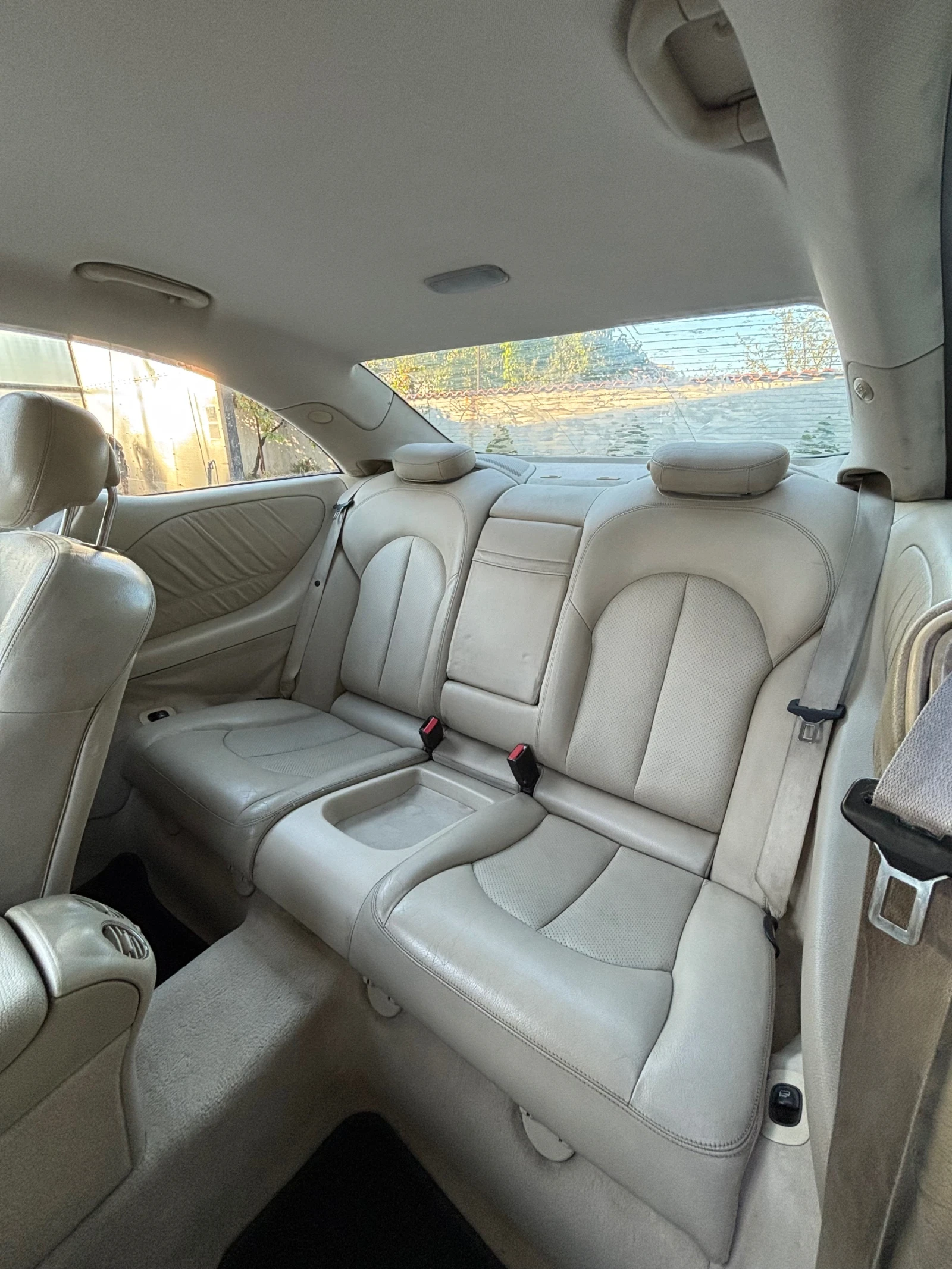 Mercedes-Benz CLK 270CDI - изображение 9