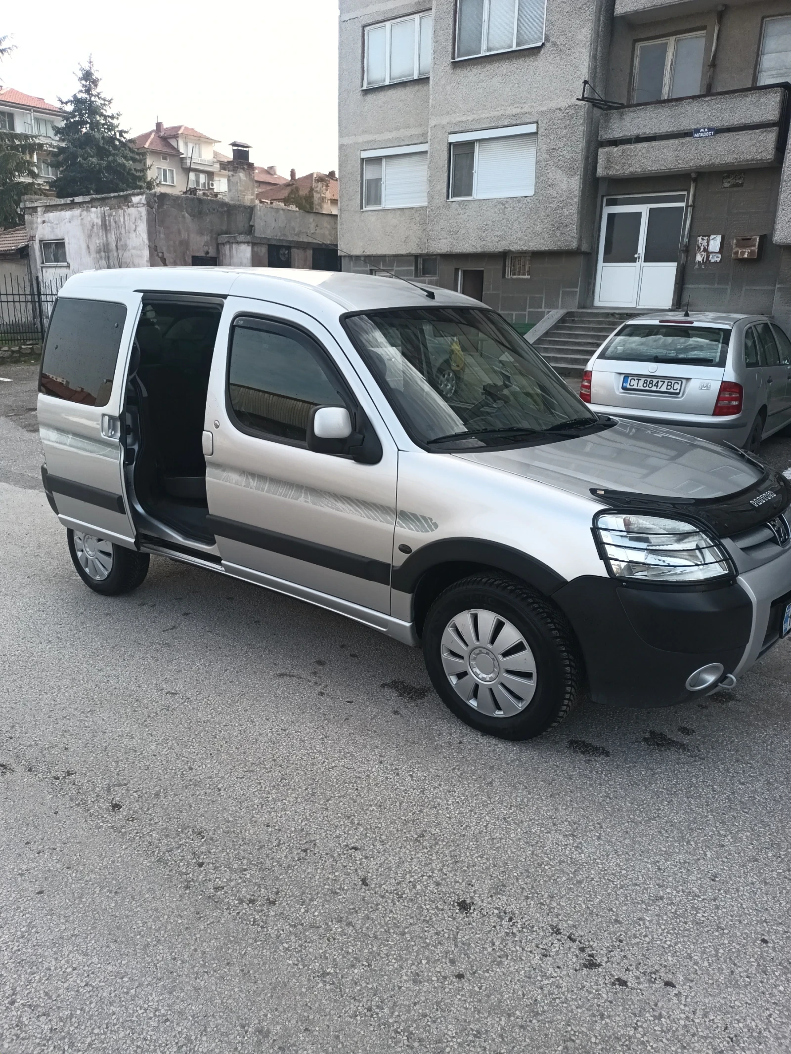 Peugeot Partner 1.6HDI | Mobile.bg � ����������� 10
