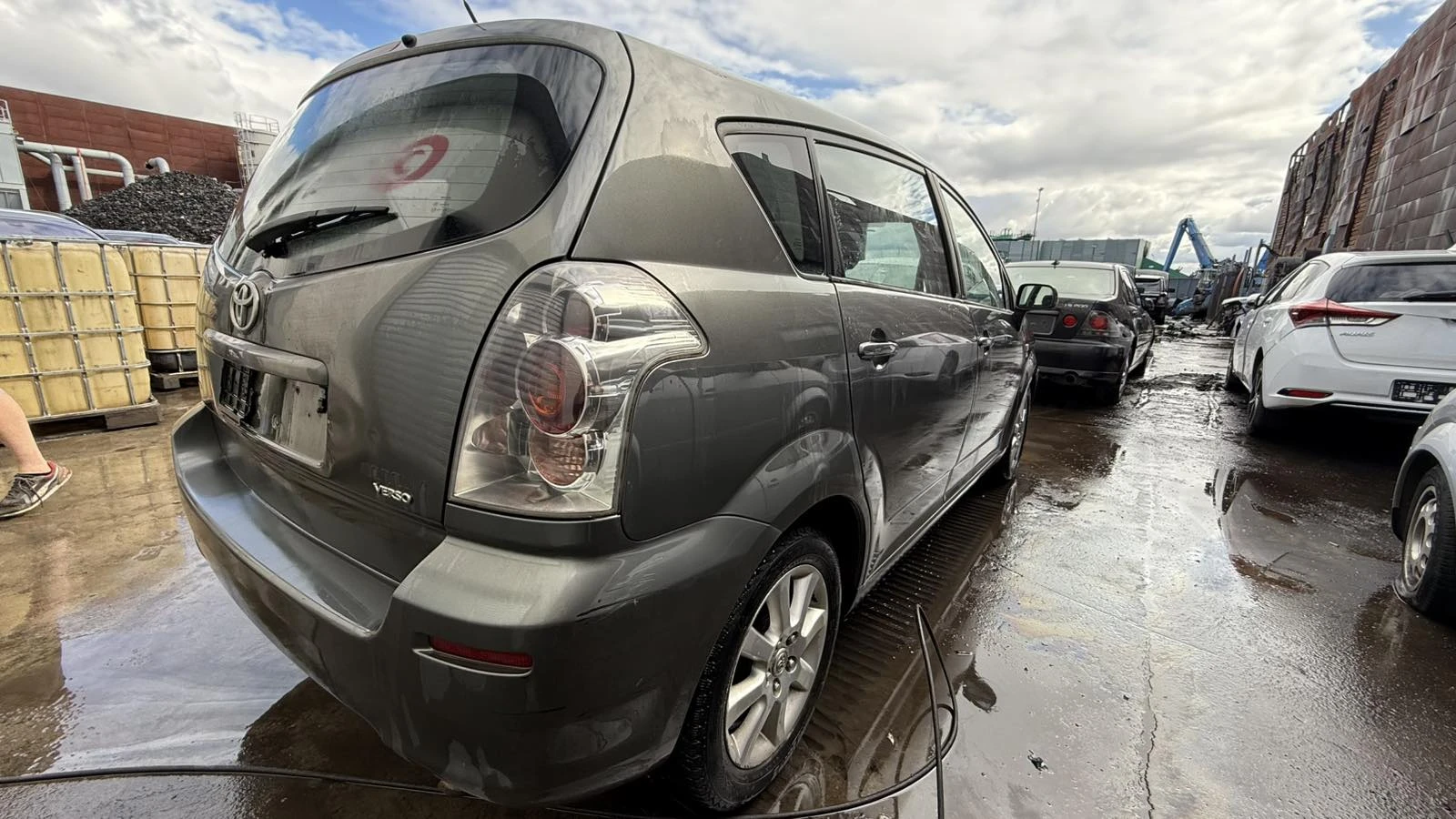 Toyota Corolla verso, снимка 4 - Автомобили и джипове - 54212672