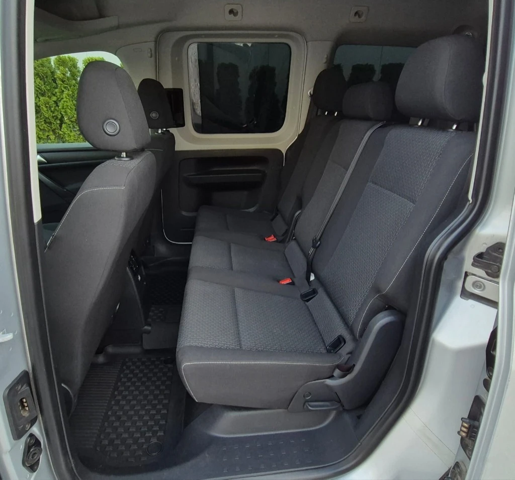VW Caddy Life 2.0tdi, снимка 11 - Автомобили и джипове - 54261028